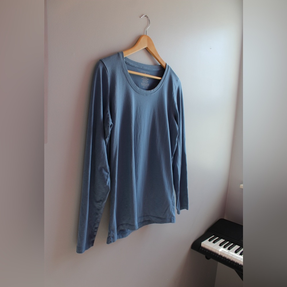 L.L Bean Blue Long Sleeve Tee, Small Regular
